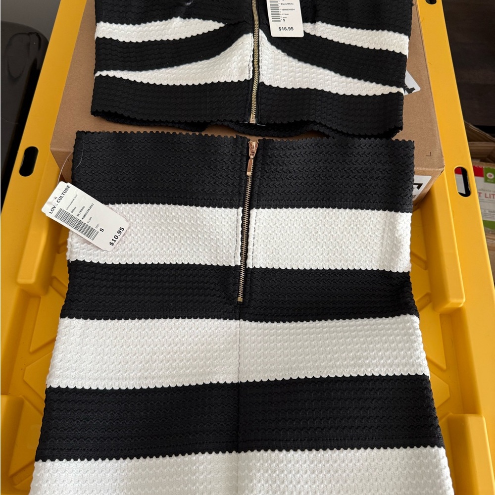 Love Culture Monochrome Textured Top